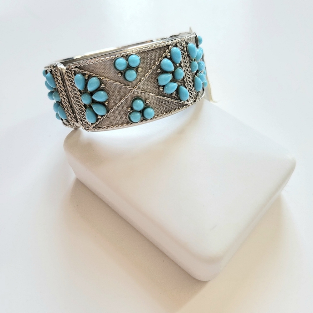 Beautiful Turquoise Cuff Style Bracelet